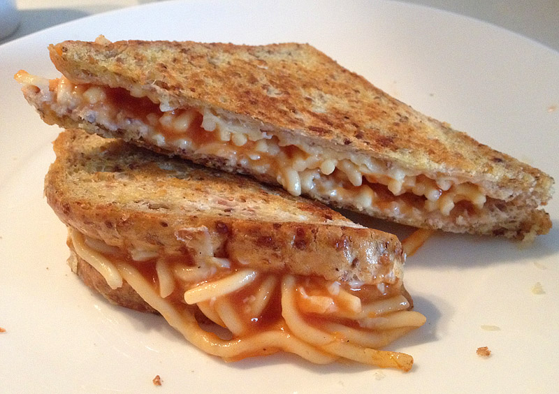 nom-nom-panda-cheese-and-spaghetti-toasted-sandwich